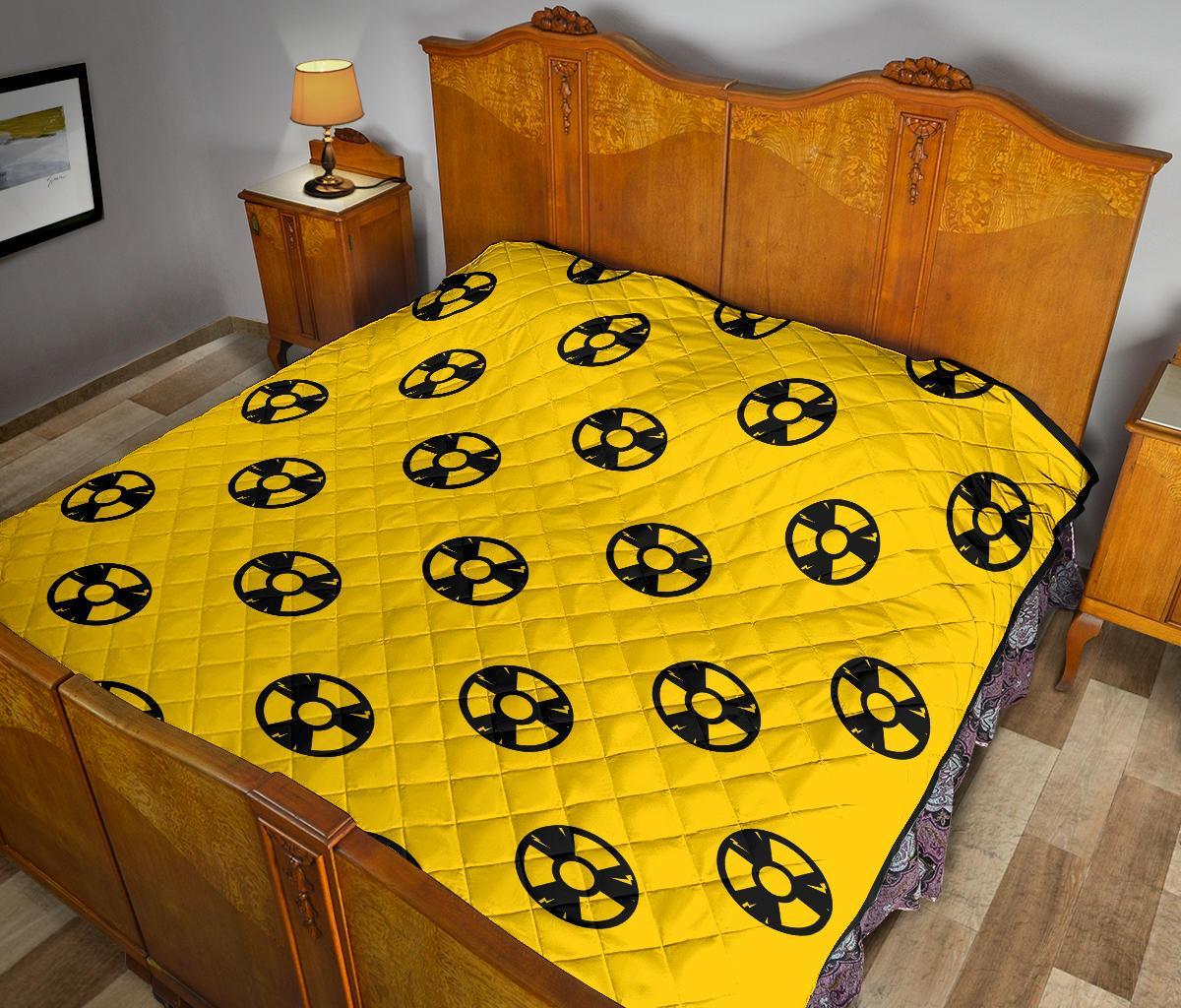 Radiation Pattern Print Quilt-grizzshop