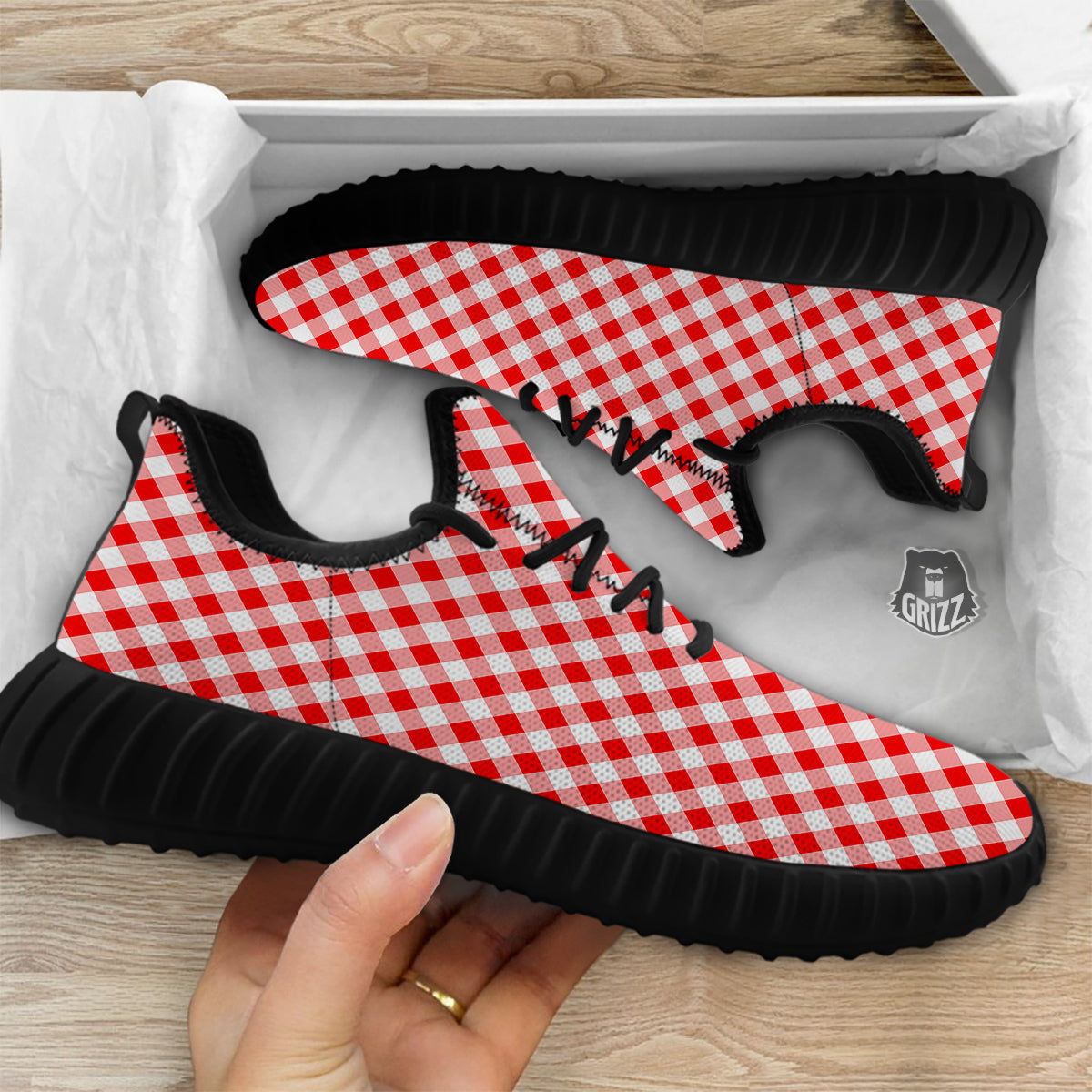 Red Cardinal And White Gingham Print Black Walking Shoes-grizzshop