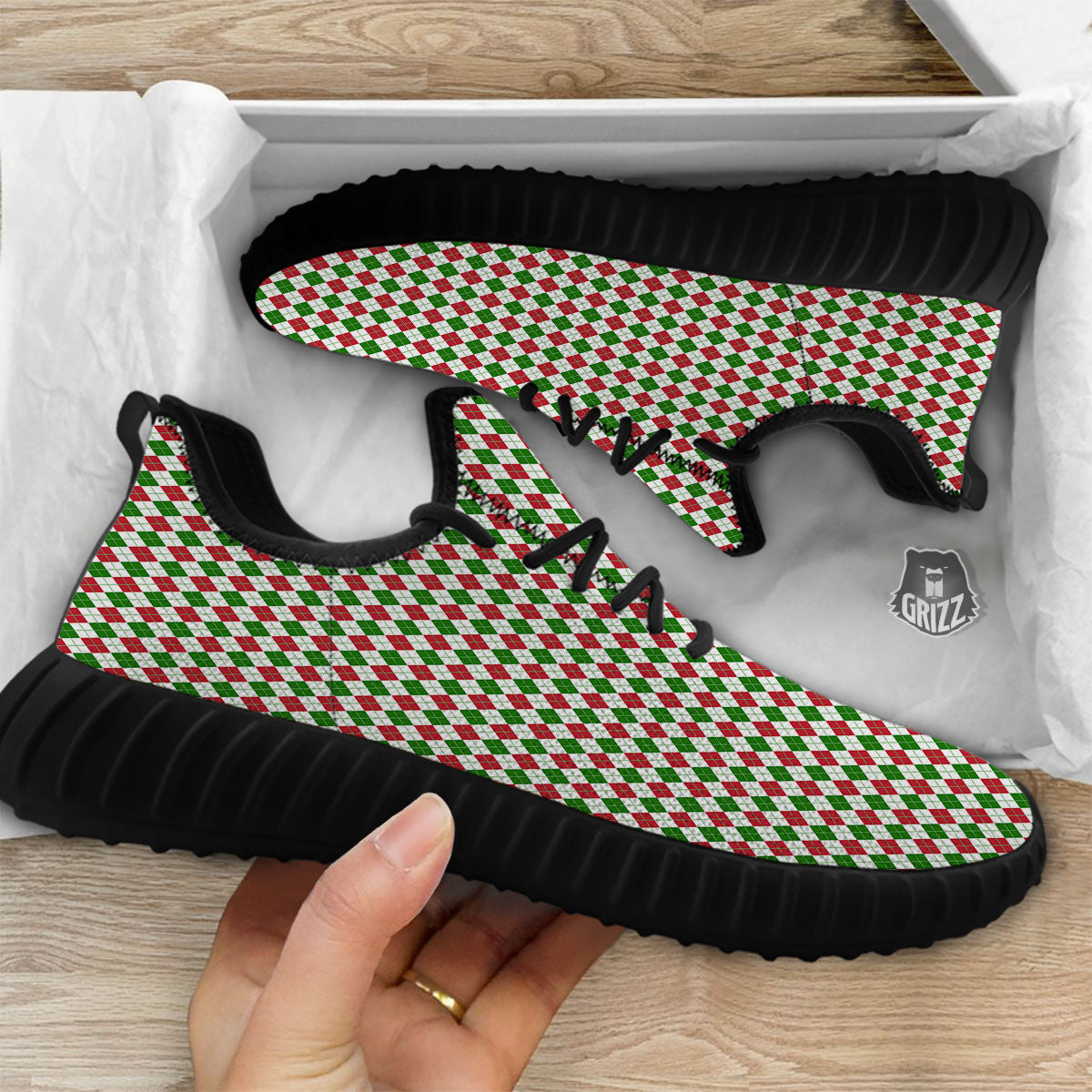 Red Green And White Argyle Print Pattern Black Walking Shoes-grizzshop