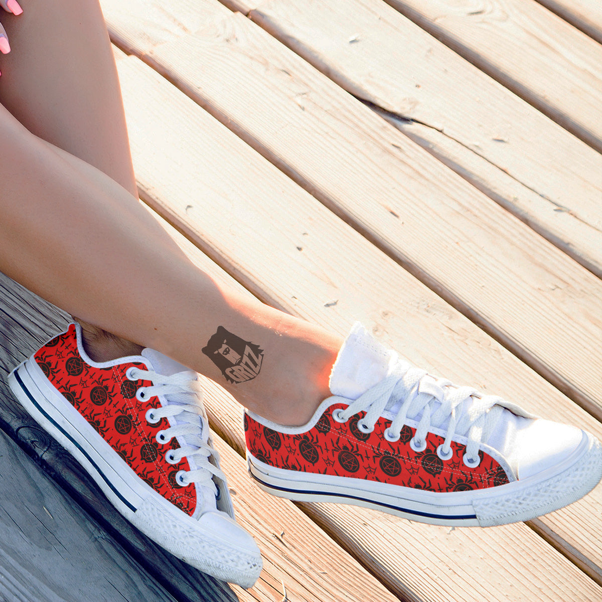Red Spider Pentagram Print Pattern White Low Top Shoes-grizzshop
