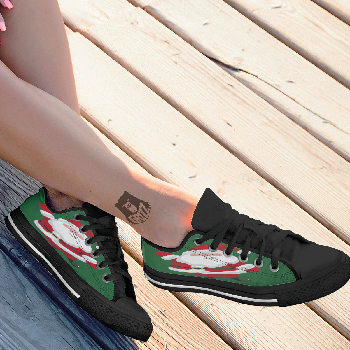 Santa Claus Cartoon Print Black Low Top Shoes-grizzshop