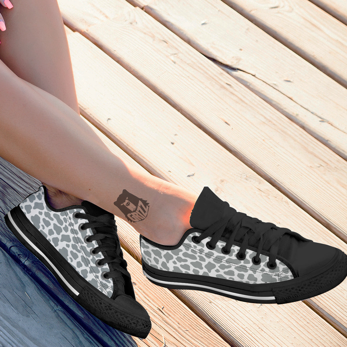 Silver Cow Print Pattern Black Low Top Shoes-grizzshop