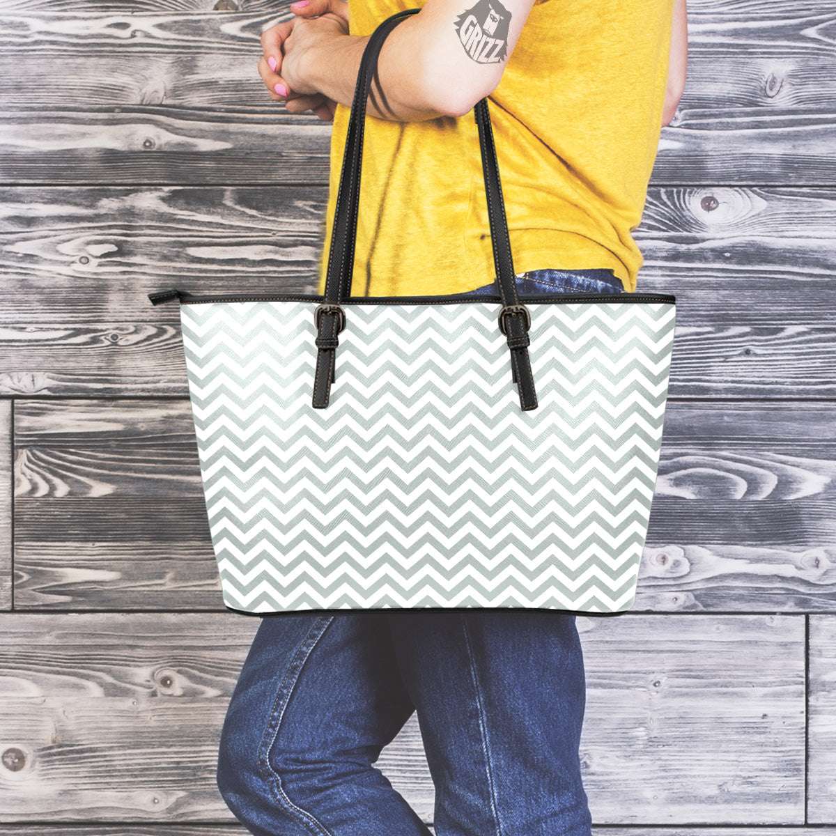 Silver Zigzag Print Pattern Leather Tote Bag-grizzshop