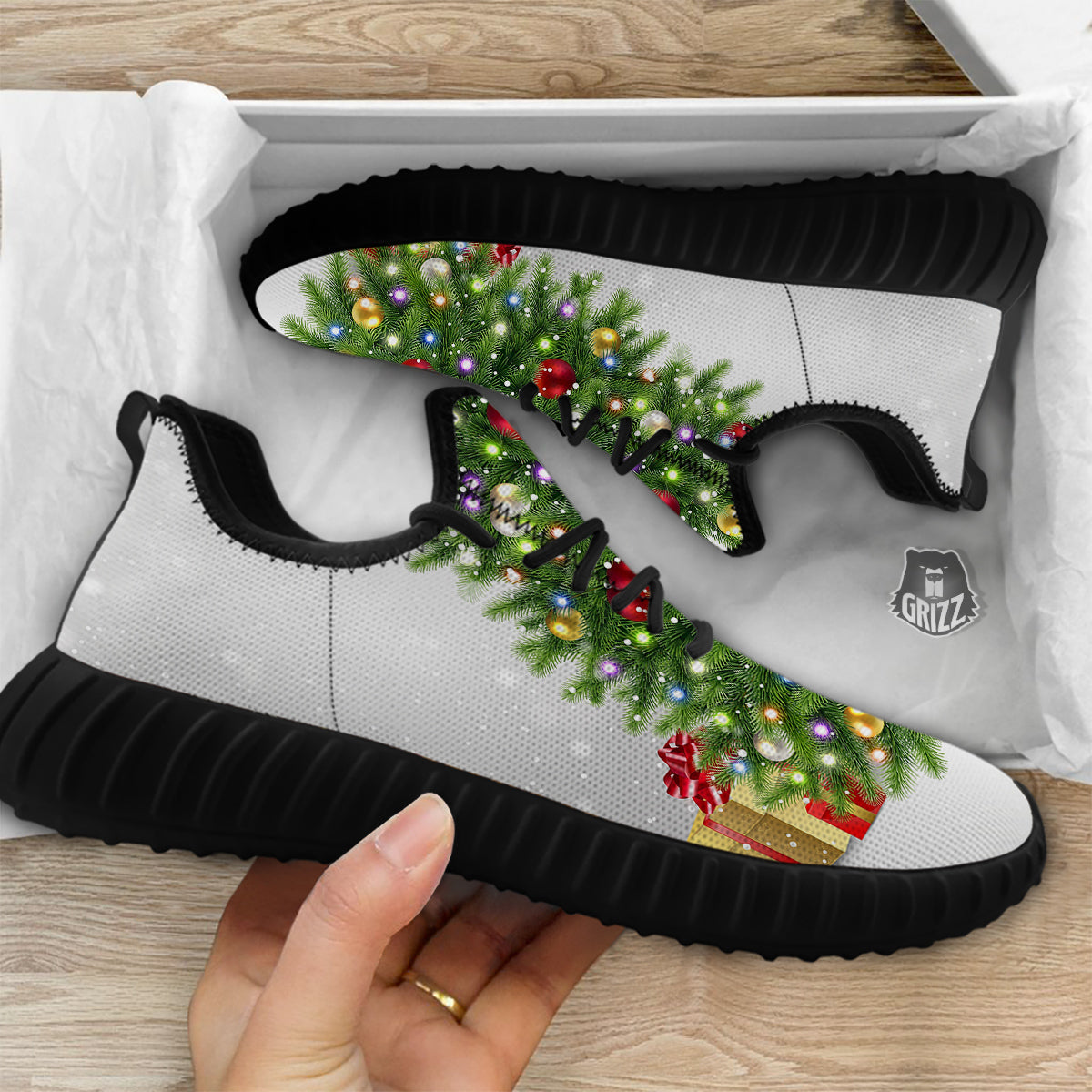 Snow And Christmas Tree Print Black Walking Shoes-grizzshop