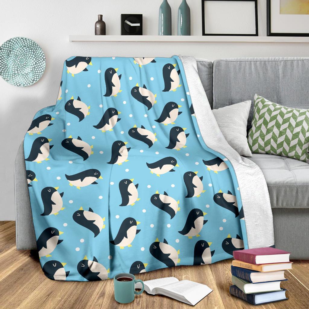 Snow Polka Dot Penguin Pattern Print Blanket-grizzshop