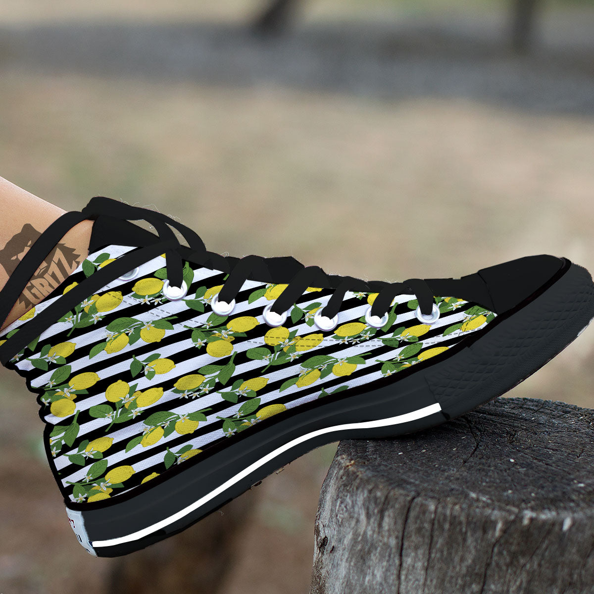 Striped Lemon Print Pattern High Top Shoes-grizzshop