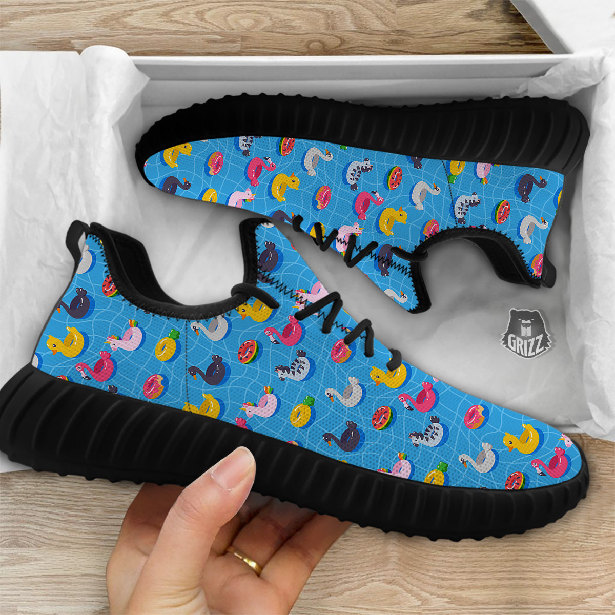 Summer Floats Ring Print Pattern Black Walking Shoes-grizzshop