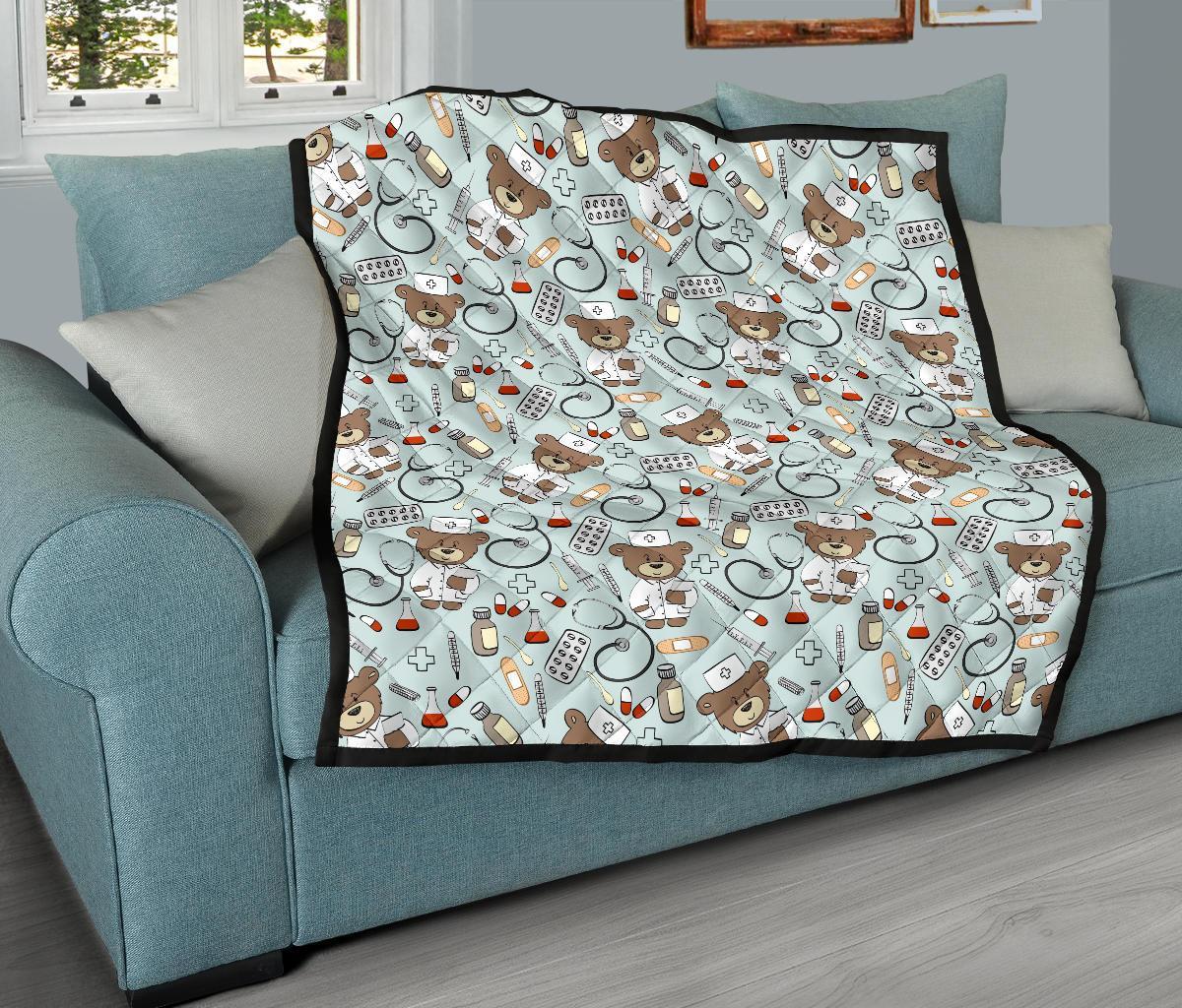 Teddy Bear Nurse Pattern Print Quilt-grizzshop