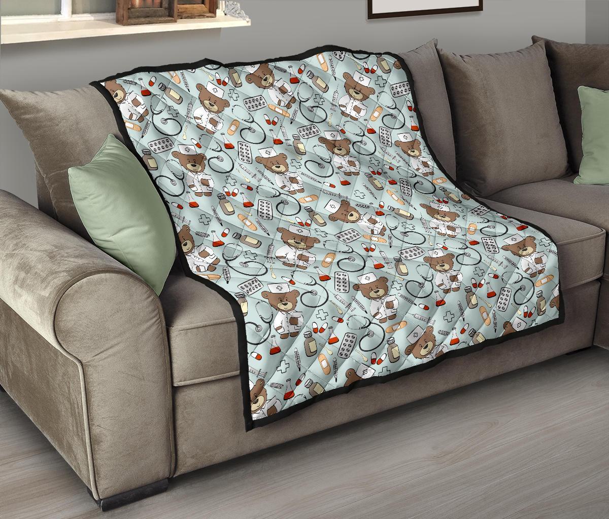 Teddy Bear Nurse Pattern Print Quilt-grizzshop