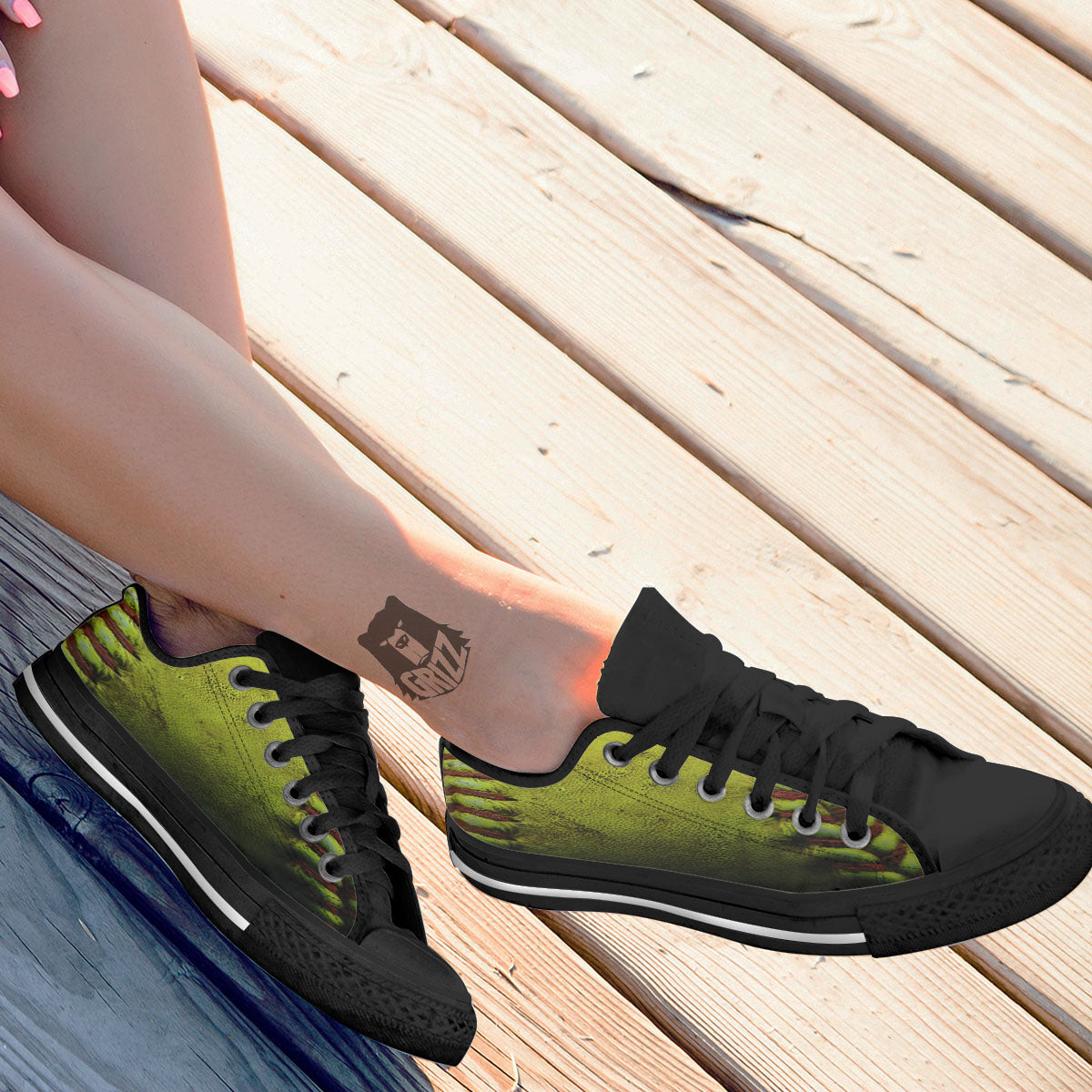 Texture Softball Ball Print Black Low Top Shoes-grizzshop