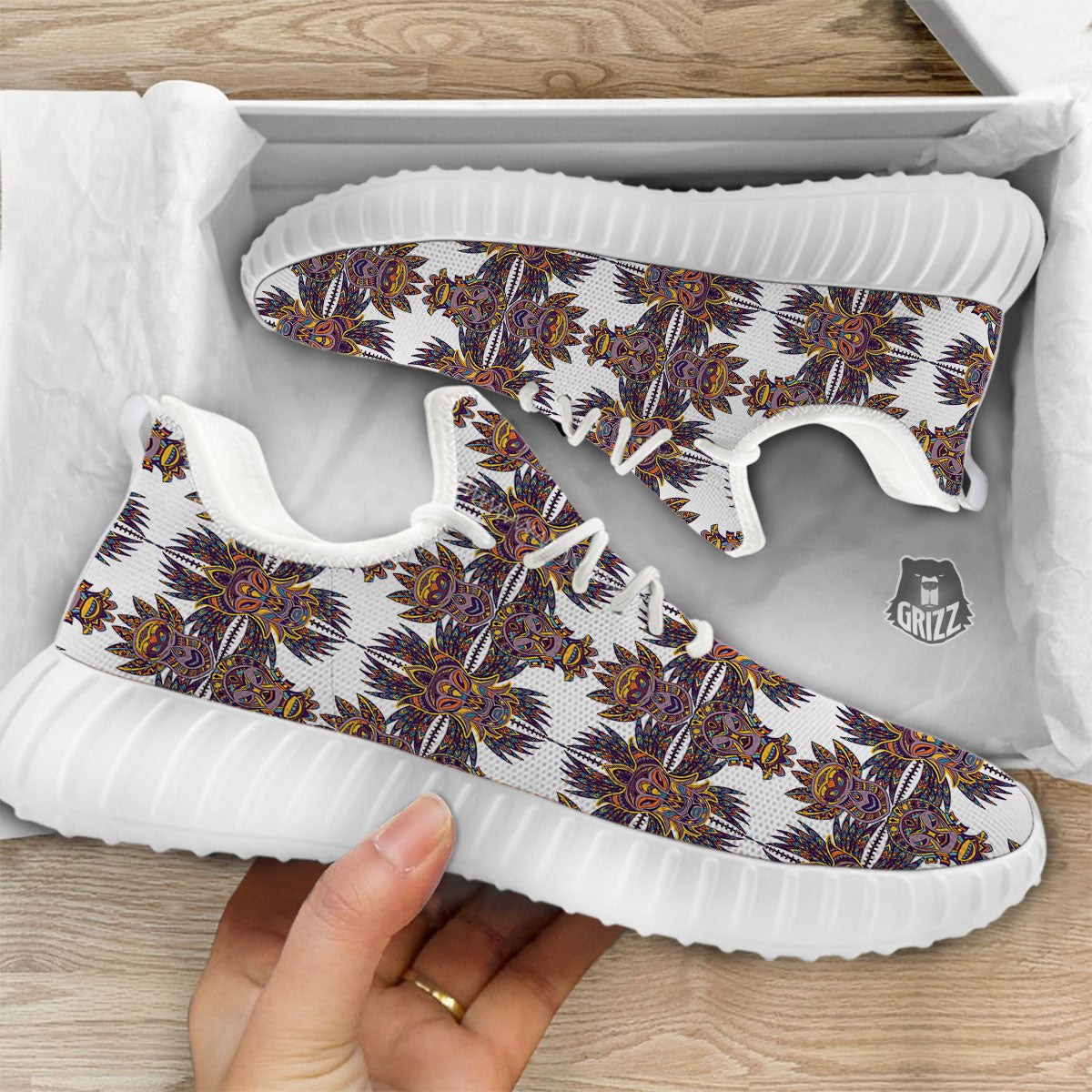 Tiki Mask Ornament Print Pattern White Walking Shoes-grizzshop