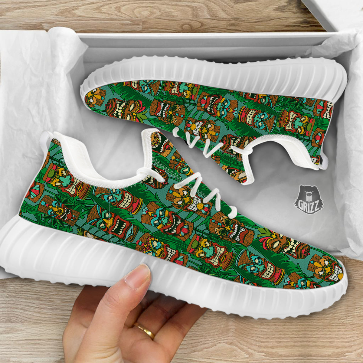 Tiki Wooden Print Pattern White Walking Shoes-grizzshop