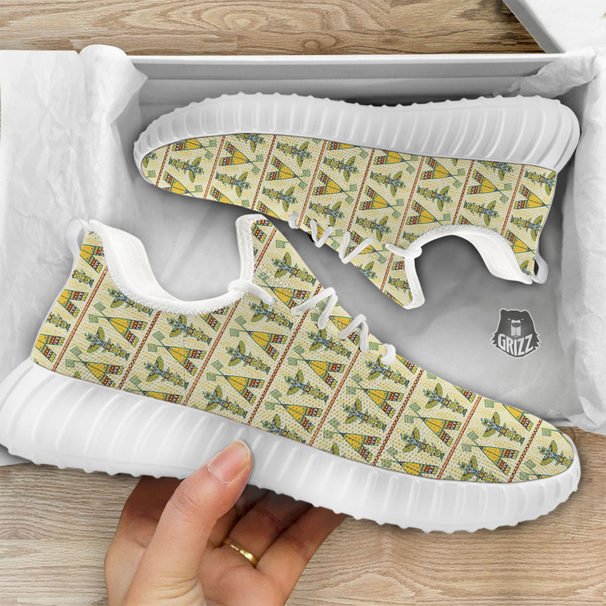 Totem Native Print Pattern White Walking Shoes-grizzshop