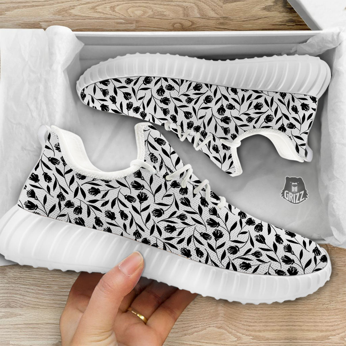 Tulip White And Black Print Pattern White Walking Shoes-grizzshop