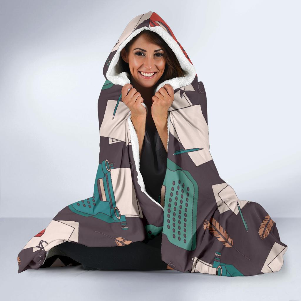 Typewriter Print Pattern Hooded Blanket-grizzshop