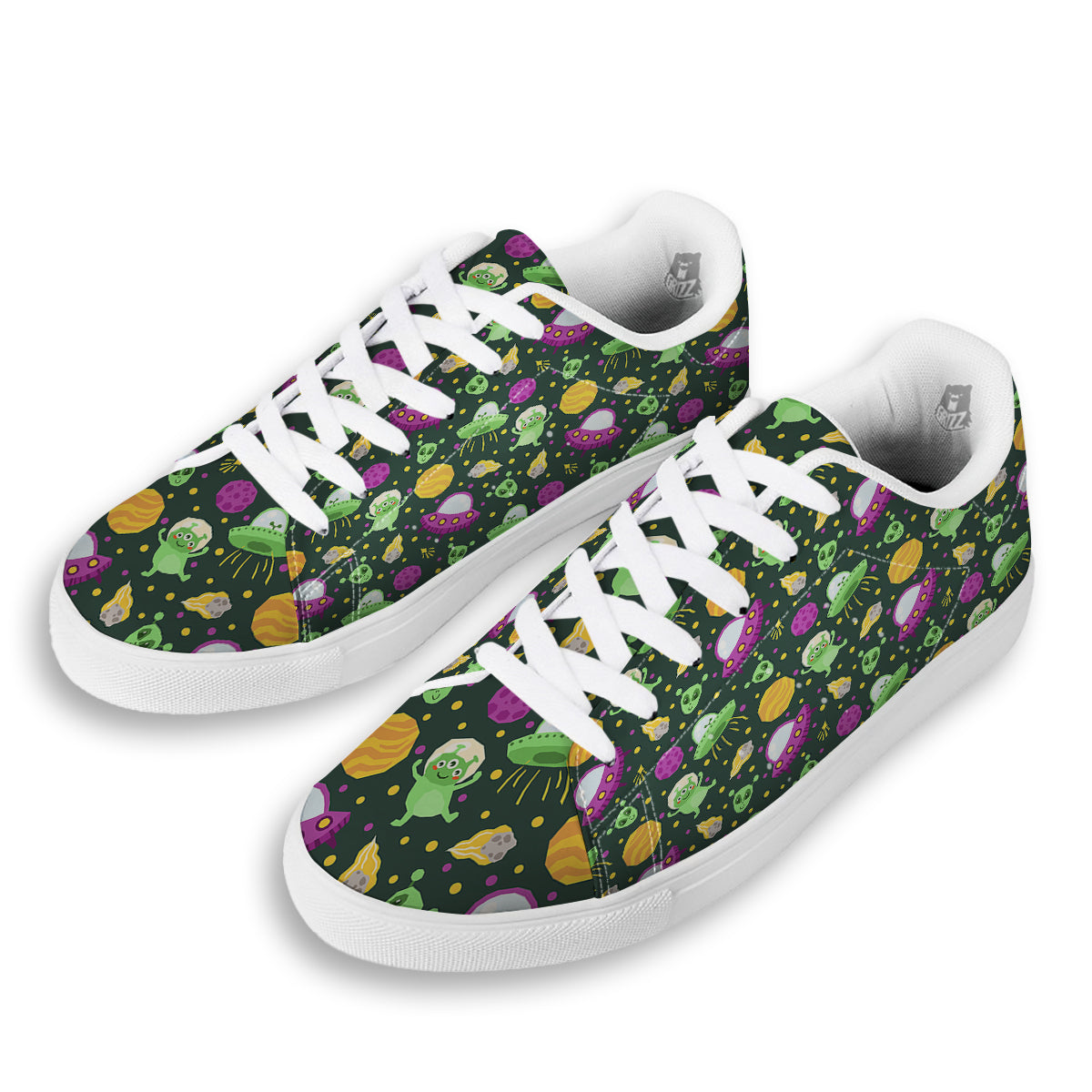 UFO Little Green Alien Print Pattern White Low Top Sneakers-grizzshop