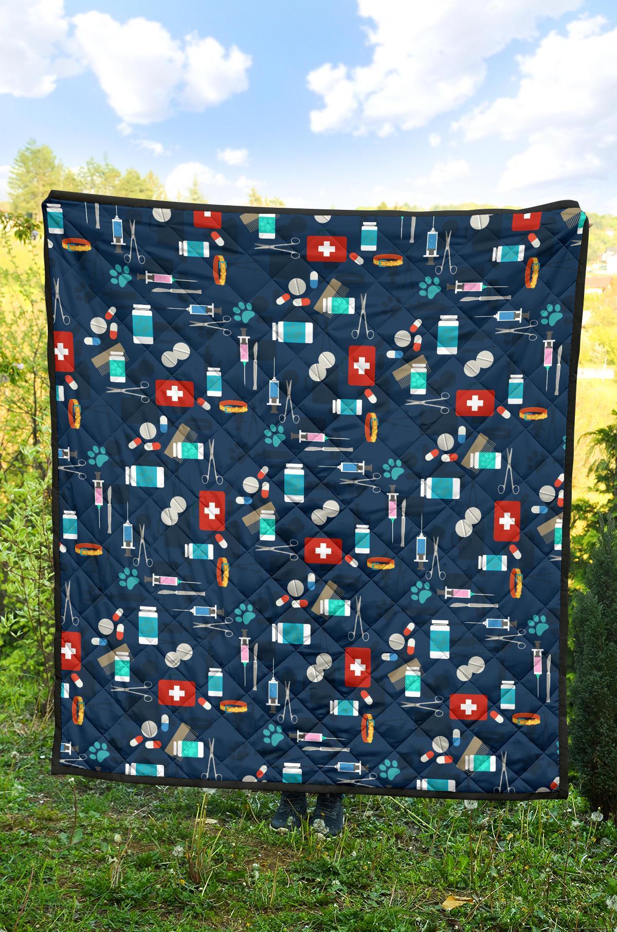 Veterianary Pattern Print Quilt-grizzshop