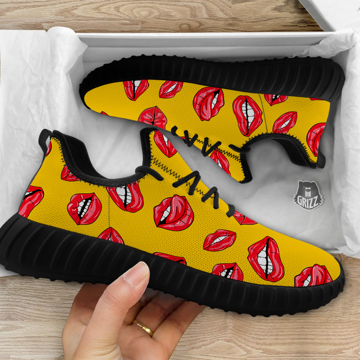 Wet Lips Print Pattern Black Walking Shoes-grizzshop