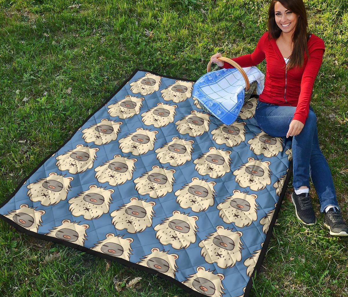 White Bigfoot Pattern Print Quilt-grizzshop