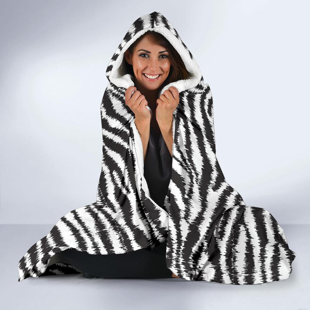 White Tiger Pattern Print Hooded Blanket-grizzshop