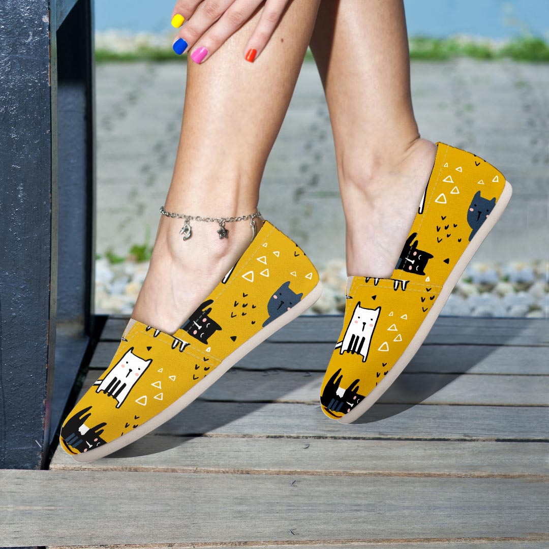 Yellow Doodle Cat Print Canvas Shoes-grizzshop