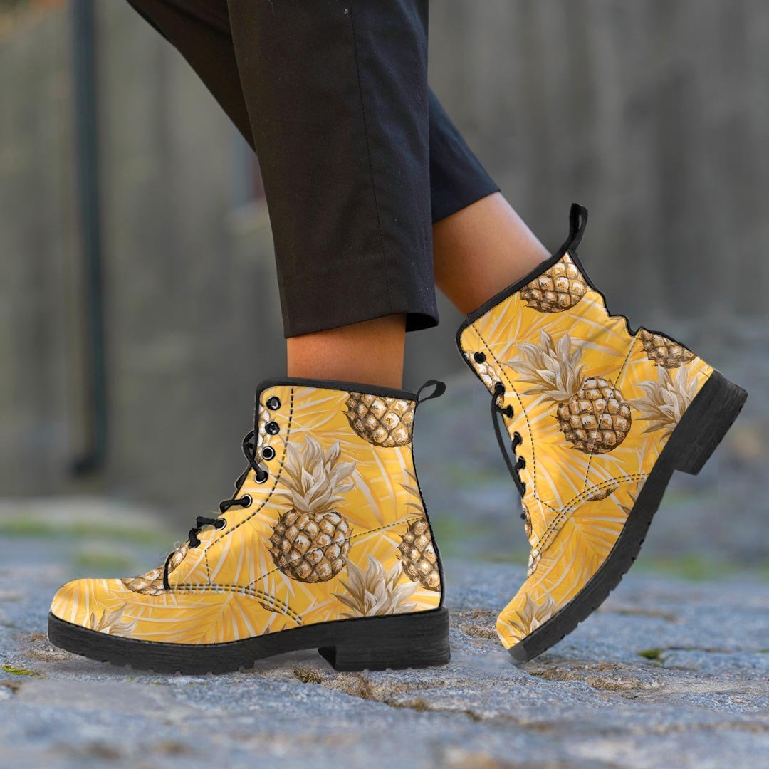 Yellow Hawaiian Pineapple Print Men's Boots-grizzshop