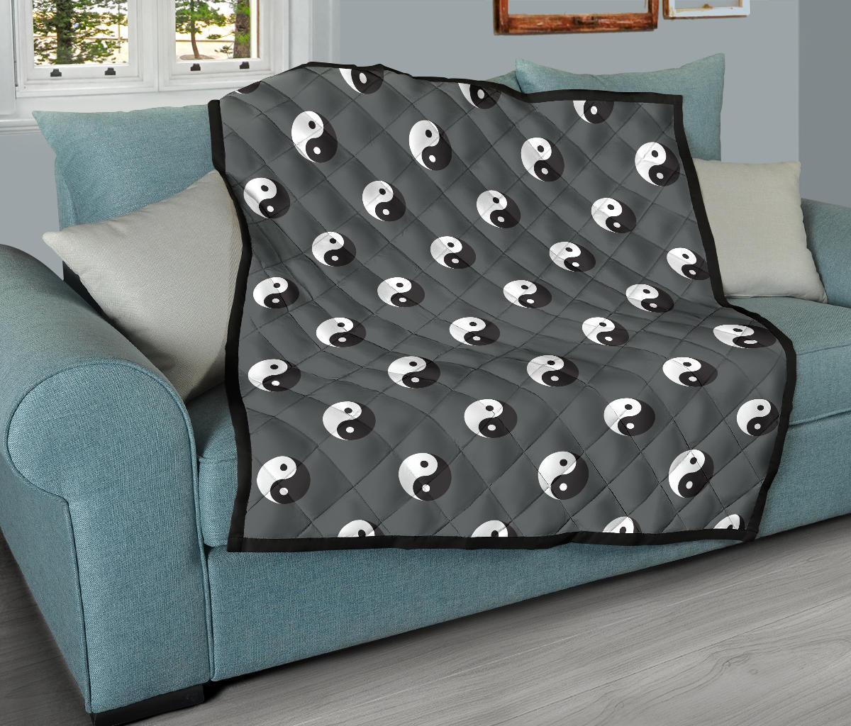 Yin Yang Pattern Print Quilt-grizzshop