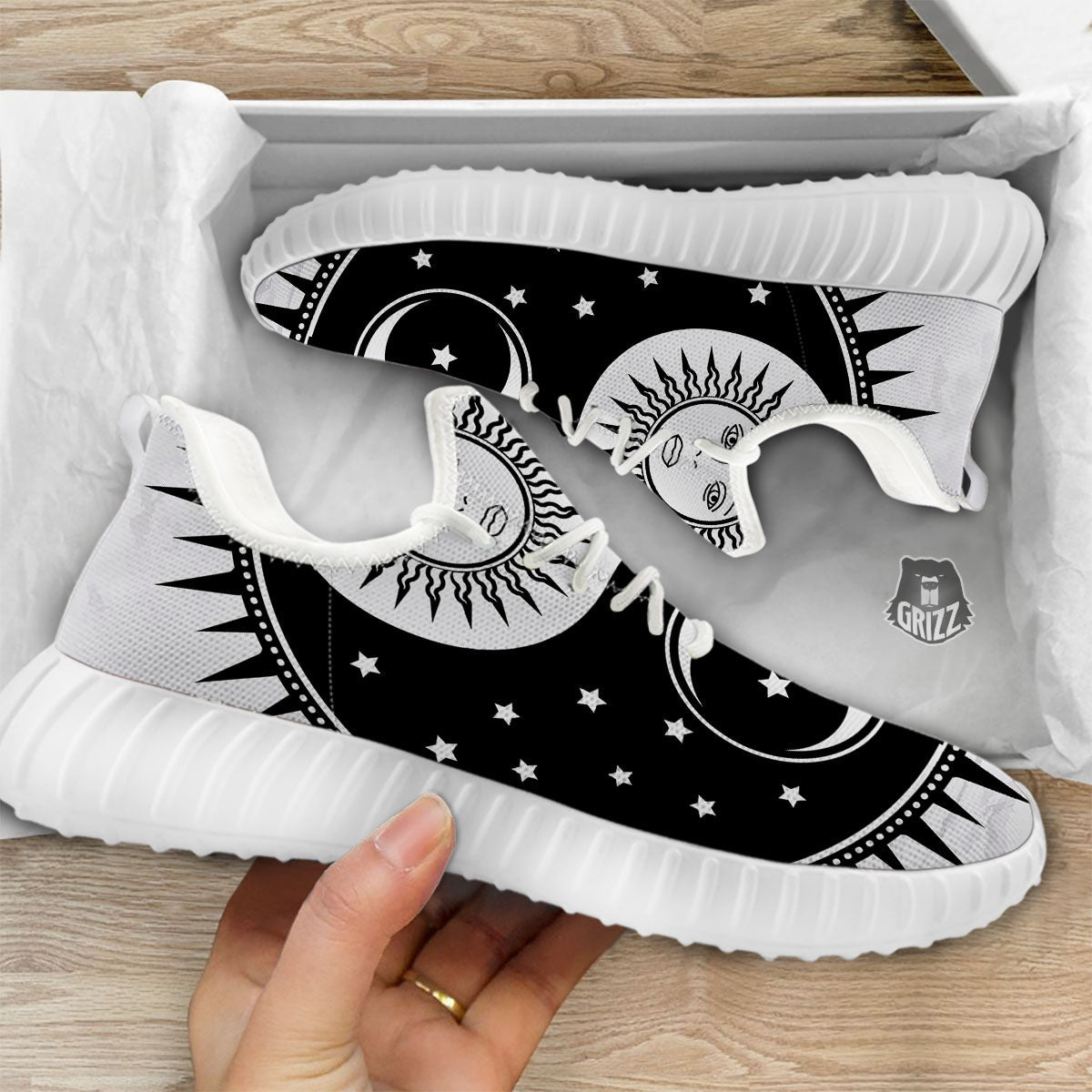 Yin Yang Sun White And Black Print White Walking Shoes-grizzshop