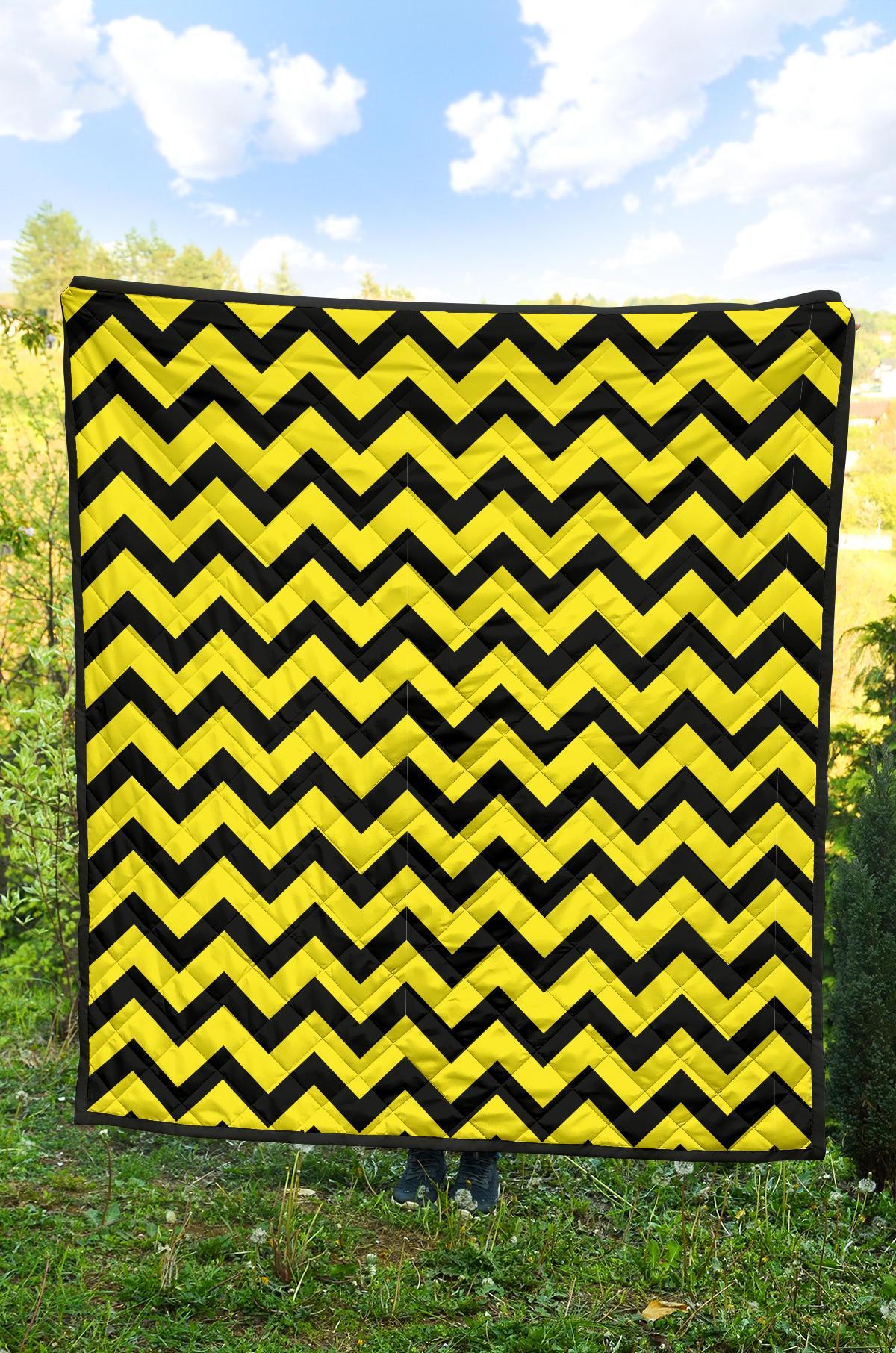 Zig Zag Yellow Pattern Print Quilt-grizzshop