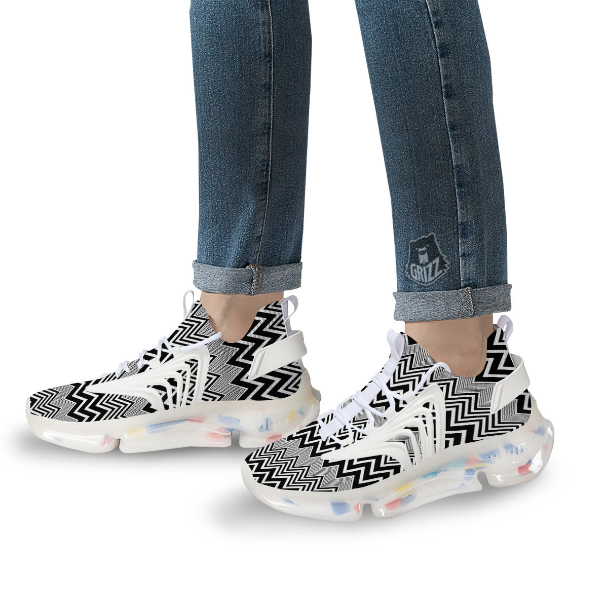 Zigzag White And Black Print Pattern White Gym Shoes-grizzshop
