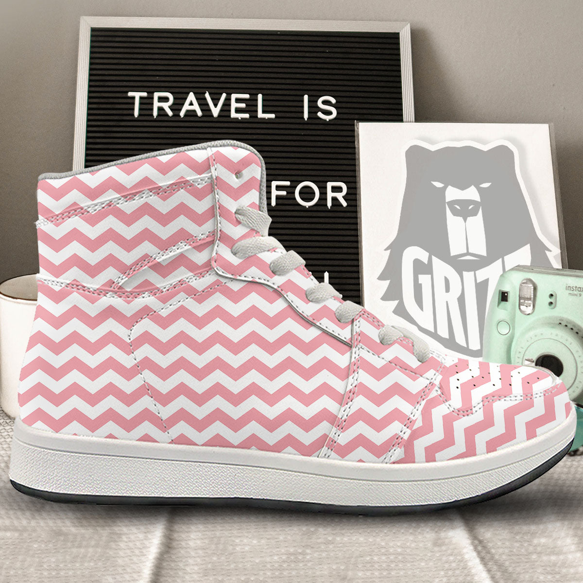 Zigzag White And Pink Print Pattern High Top Sneakers-grizzshop