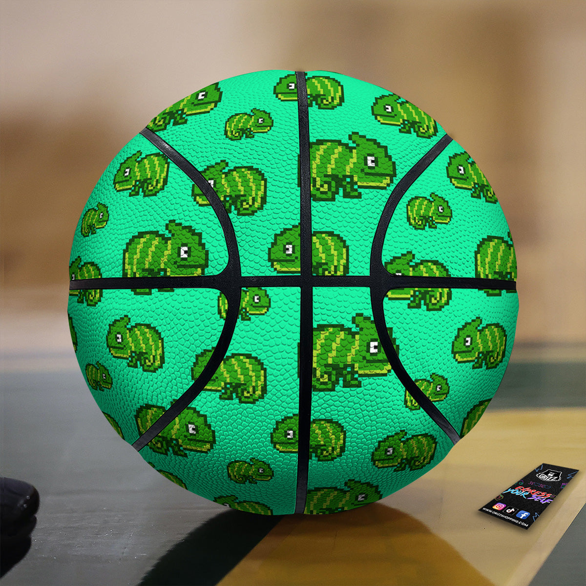 8 Bit Pixel Green Chameleons Print Pattern Basketball-grizzshop
