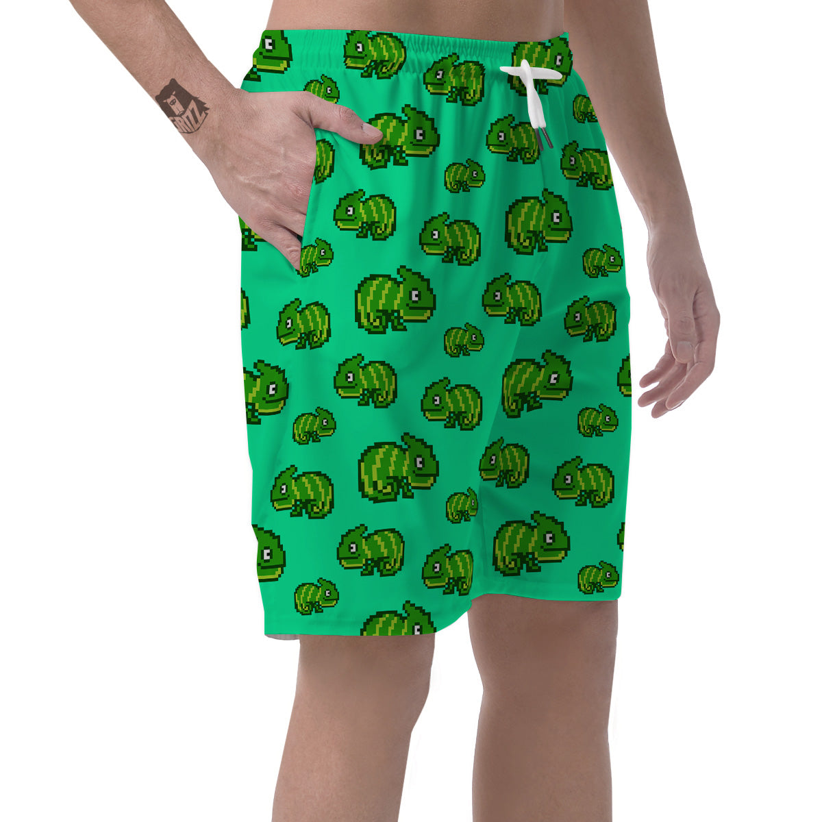 8 Bit Pixel Green Chameleons Print Pattern Men's Shorts-grizzshop