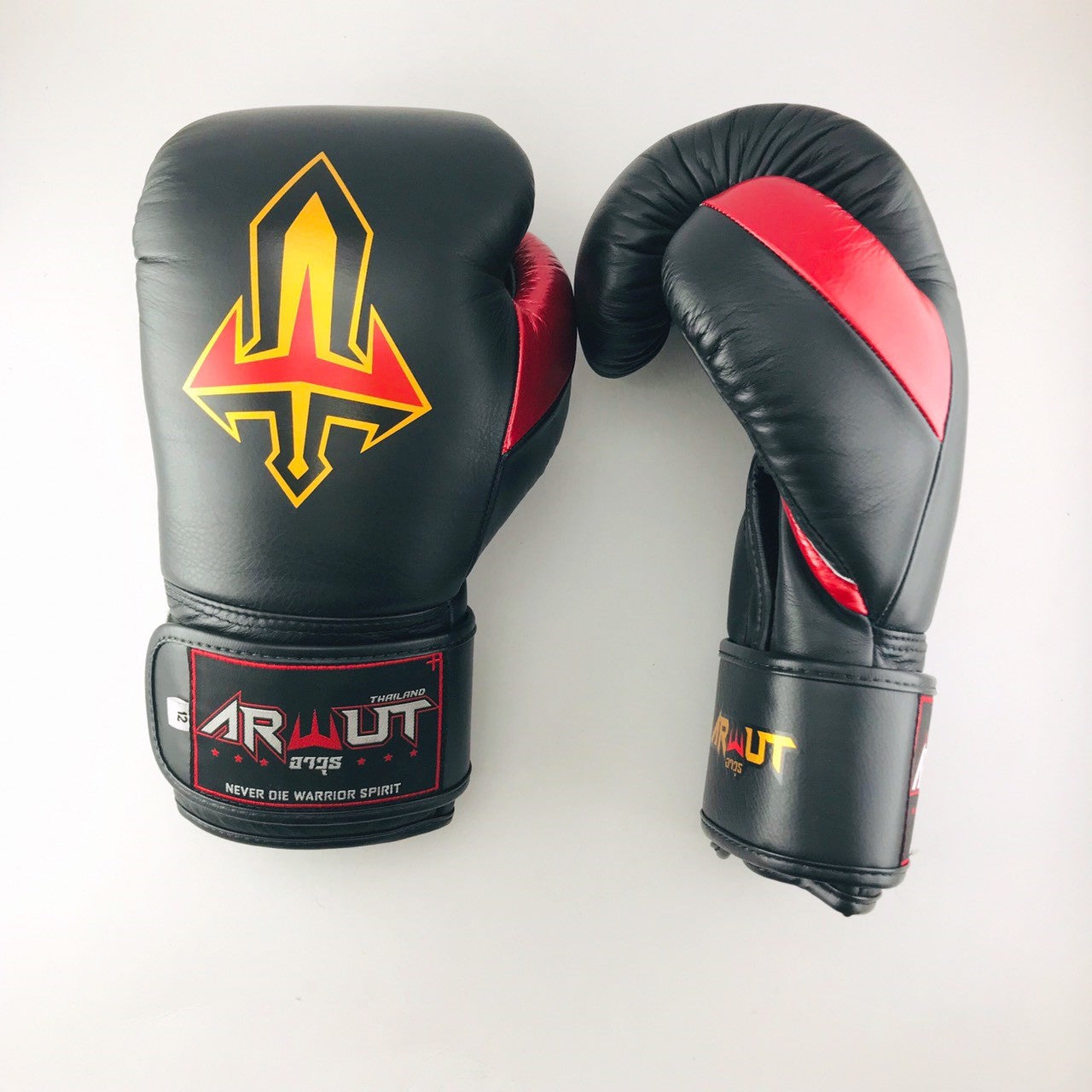 ARWUT “BLACK EDITION” MUAY THAI BOXING GLOVES BG2 BLACK/RED-grizzshop