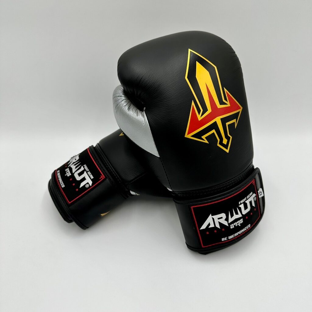 ARWUT “BLACK EDITION” MUAY THAI BOXING GLOVES BG2 BLACK/SILVER-grizzshop