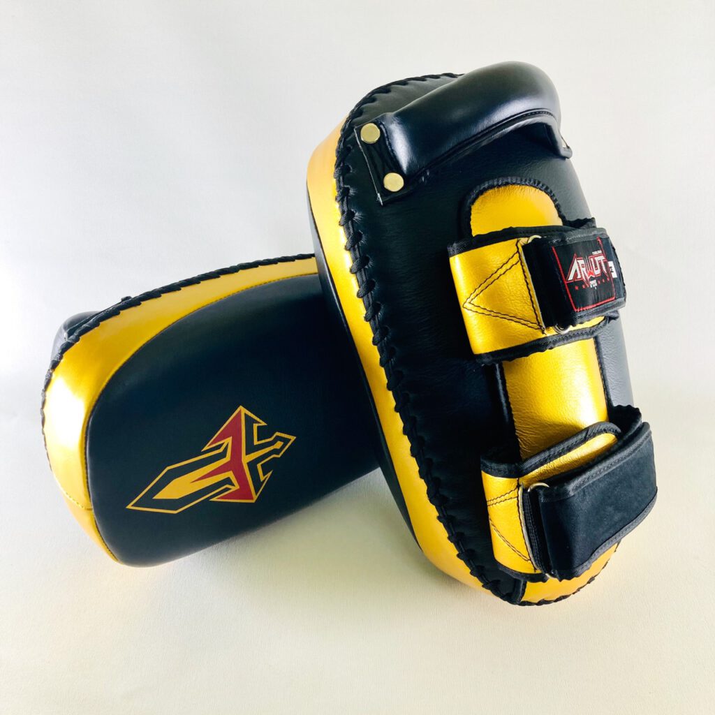 ARWUT CURVED KICK PADS KP1 BLACK/GOLD (GENUINE LEATHER)-grizzshop