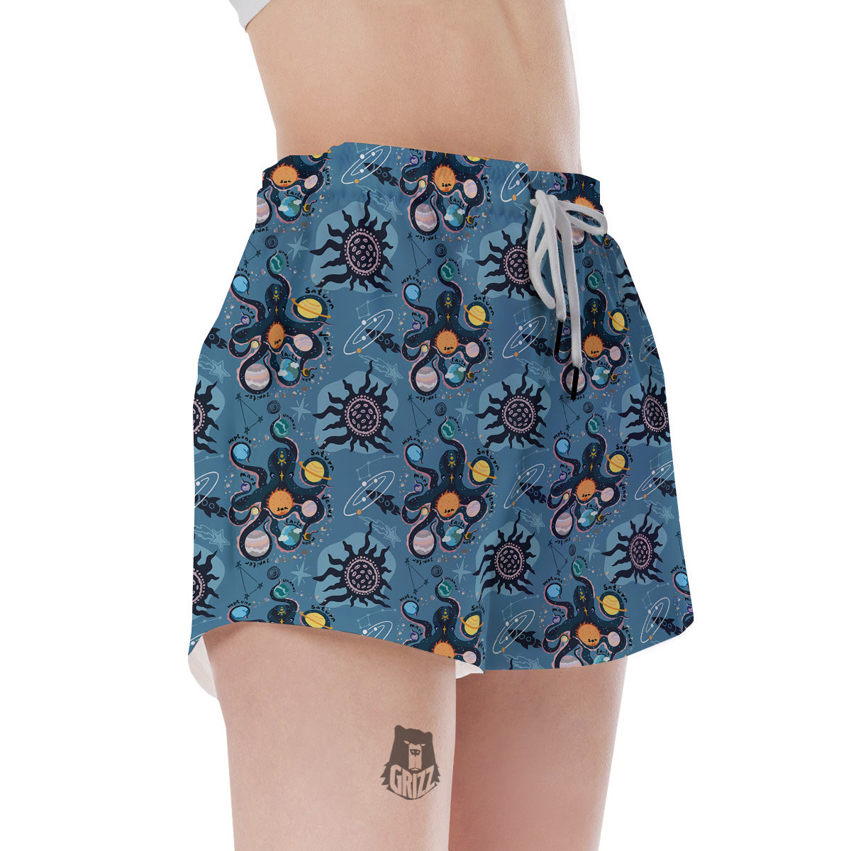 Alien On Planets Print Pattern Women's Shorts-grizzshop