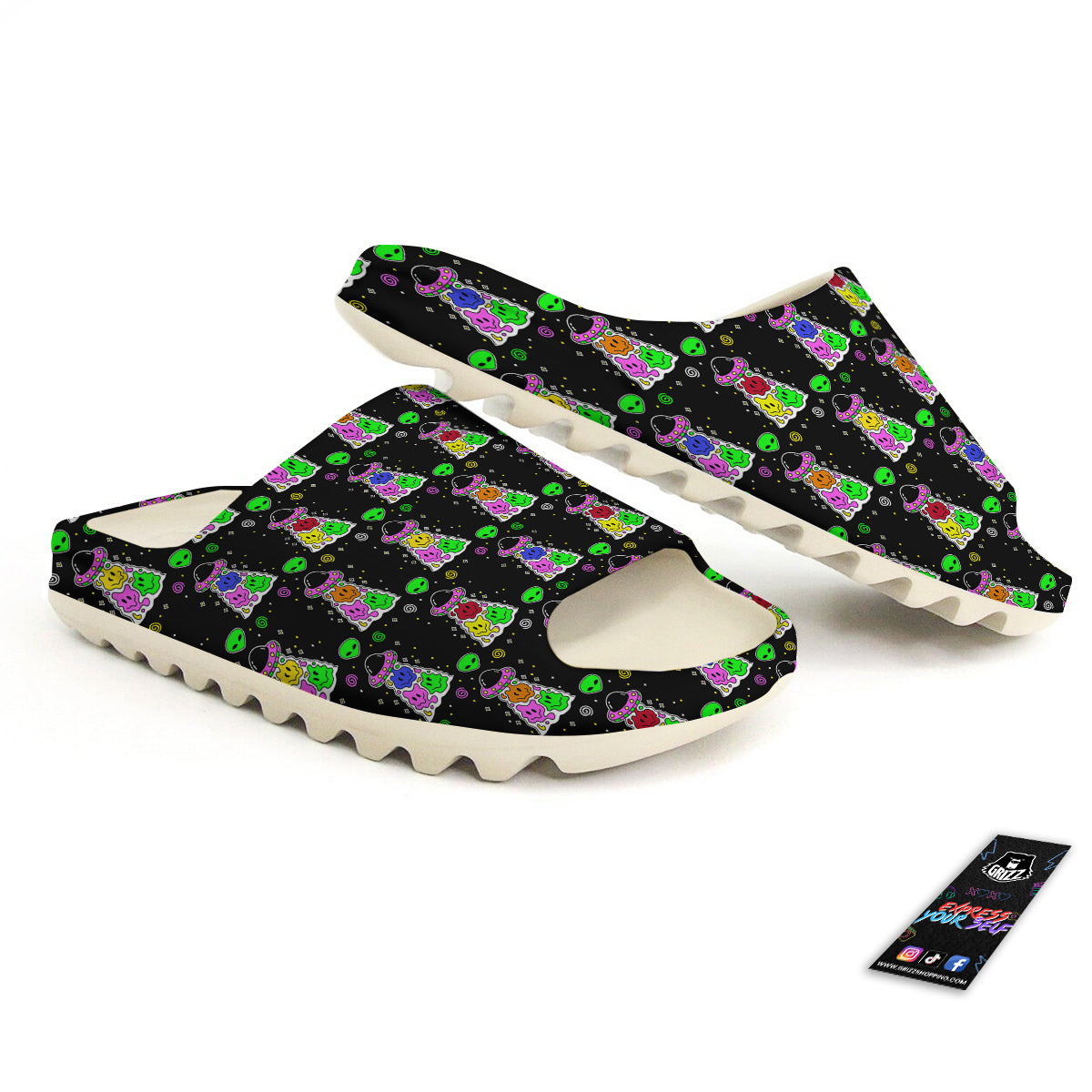 Alien And UFO Trippy Print Pattern Sandals-grizzshop