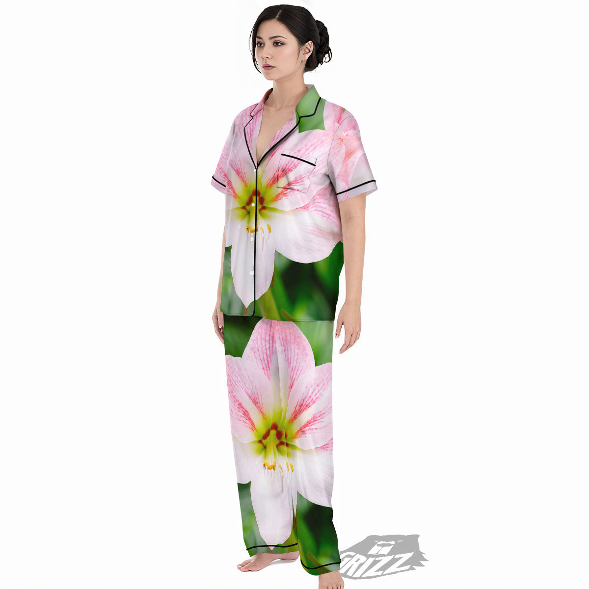 Amaryllis Pink And White Print Women's Pajamas Set-grizzshop