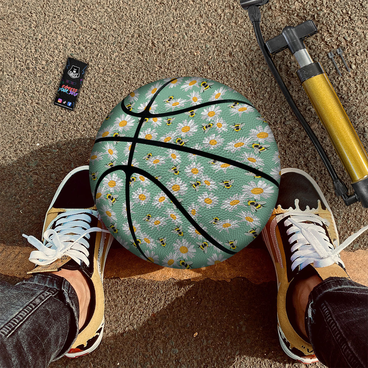 Bee Flower Print Pattern Basketball-grizzshop
