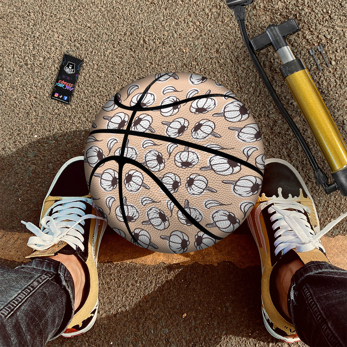 Beige Garlic Print Pattern Basketball-grizzshop