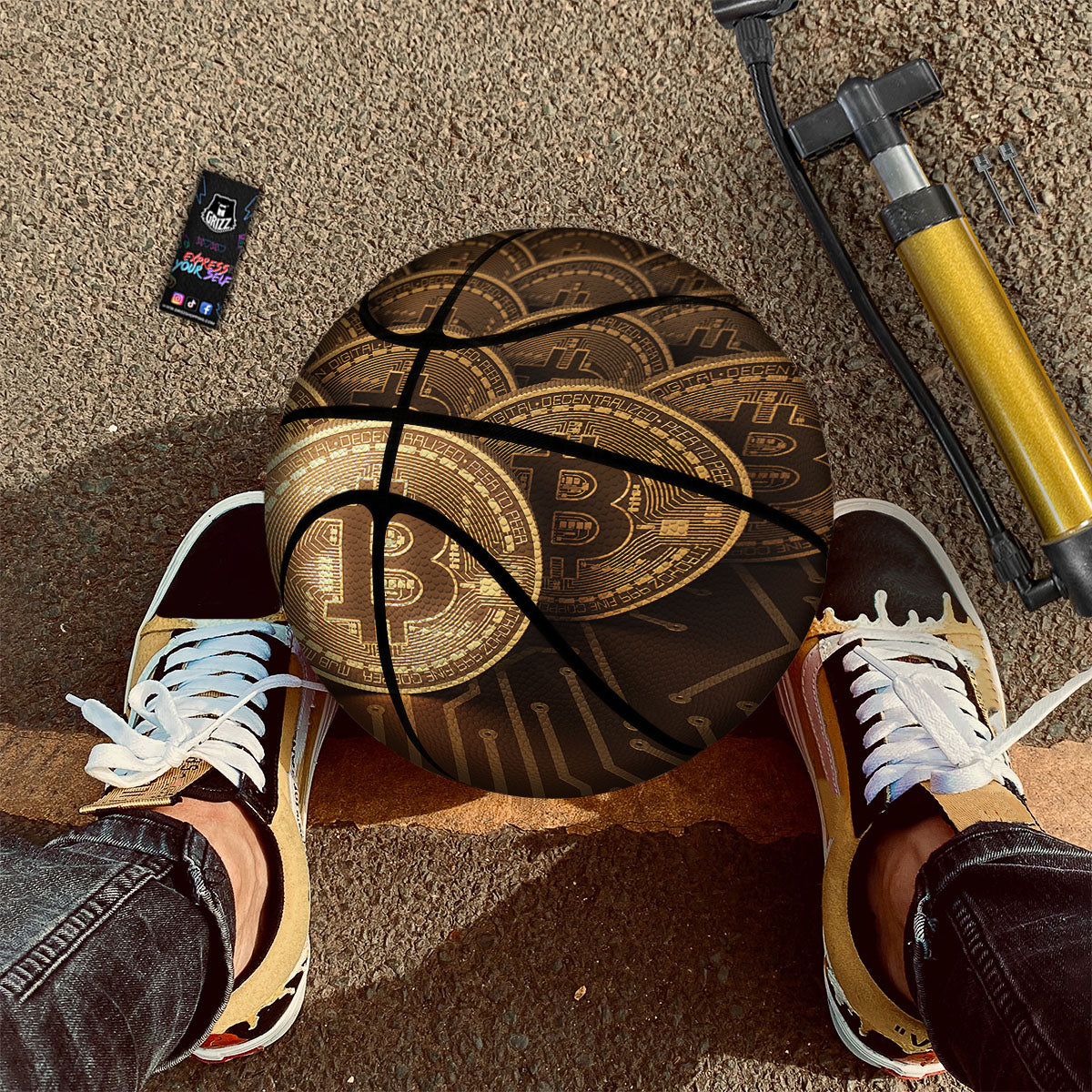 Bitcoin Symbol Gold Print Basketball-grizzshop