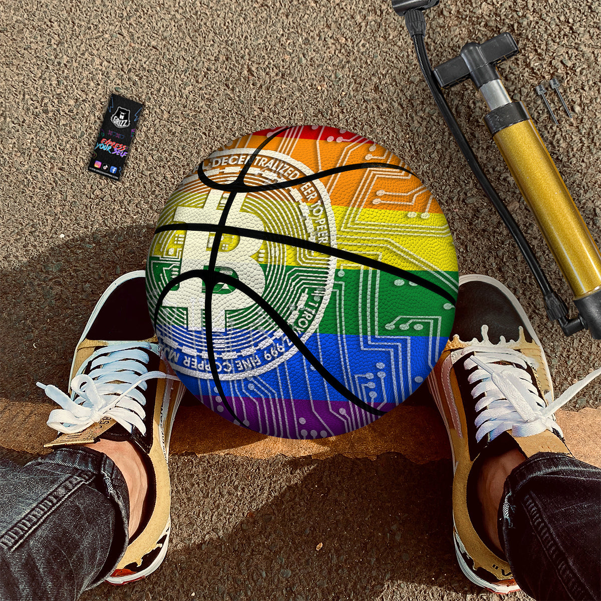 Bitocin LGBT Flag Print Basketball-grizzshop