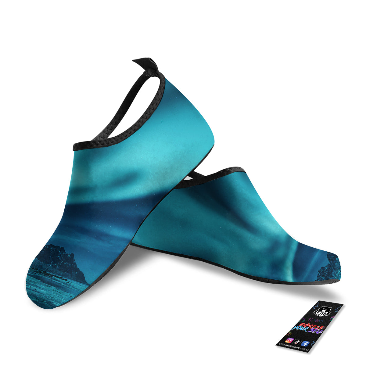 Blue Northern Lights And Mountain Print Water Shoes-grizzshop
