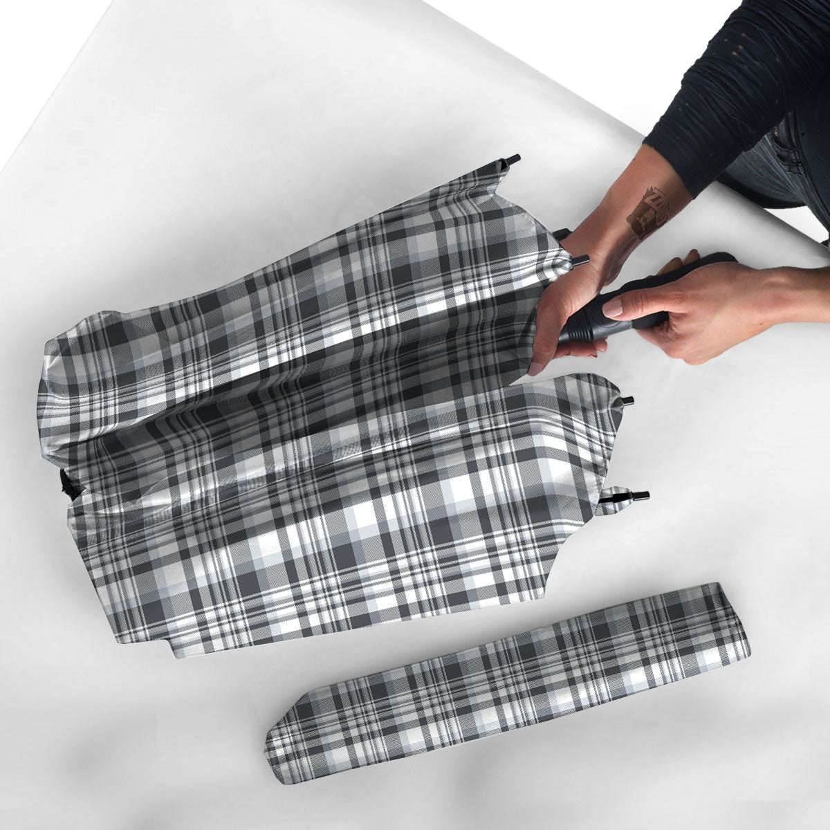 Border Tartan White And Grey Print Umbrella-grizzshop