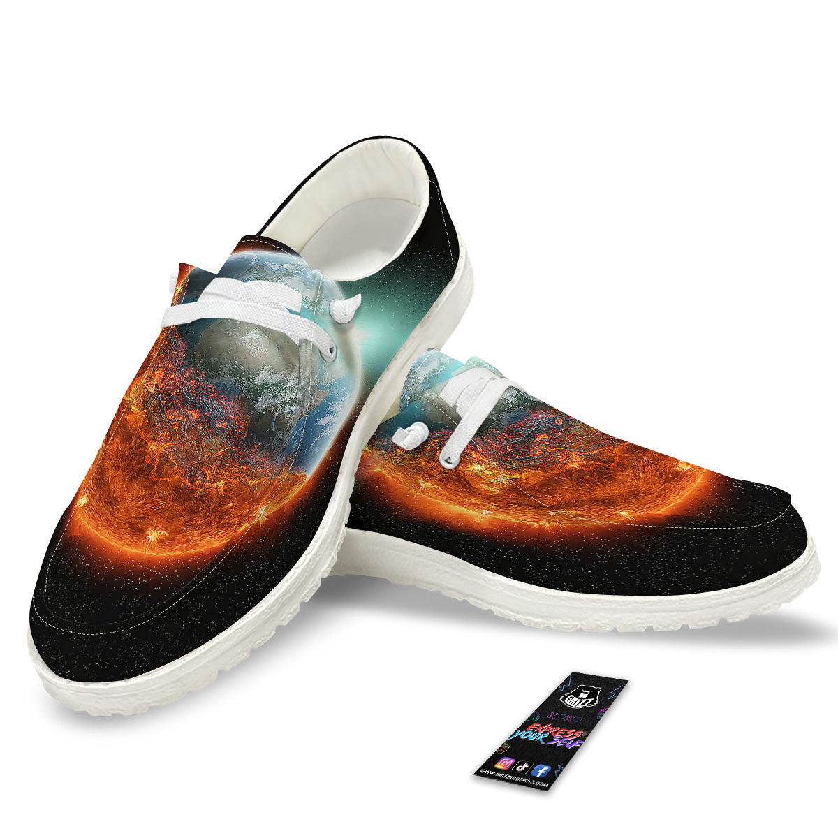 Burning Planet Print White Loafers-grizzshop