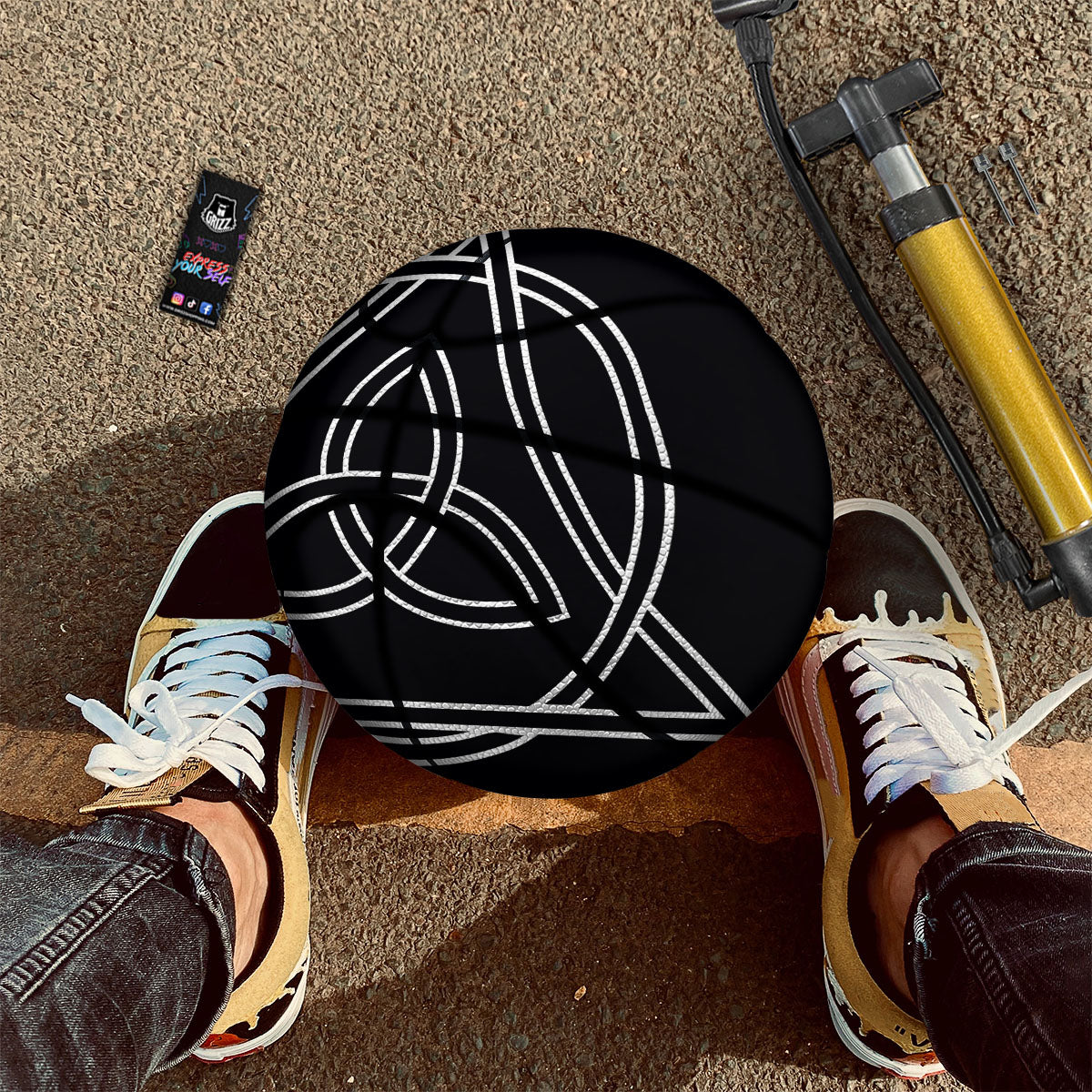 Celtic Knot White And Black Print Basketball-grizzshop