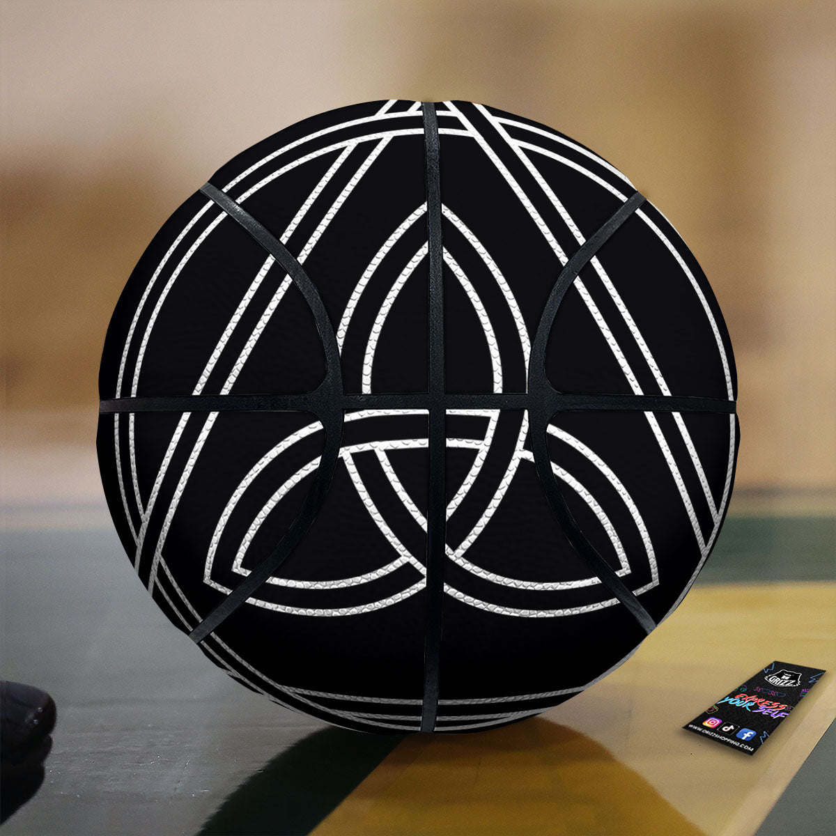 Celtic Knot White And Black Print Basketball-grizzshop