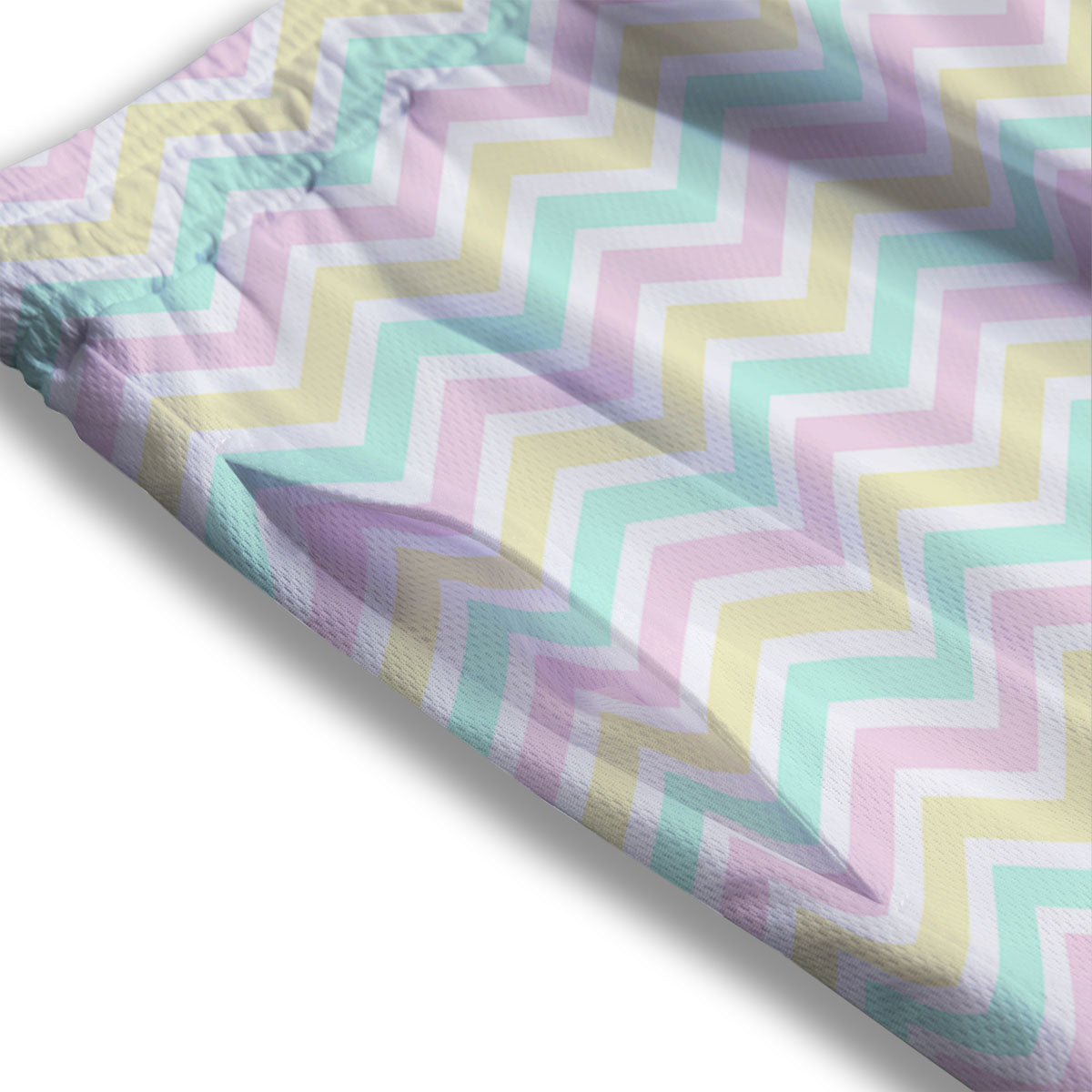 Chevron Pastel Print Pattern Mesh Shorts-grizzshop