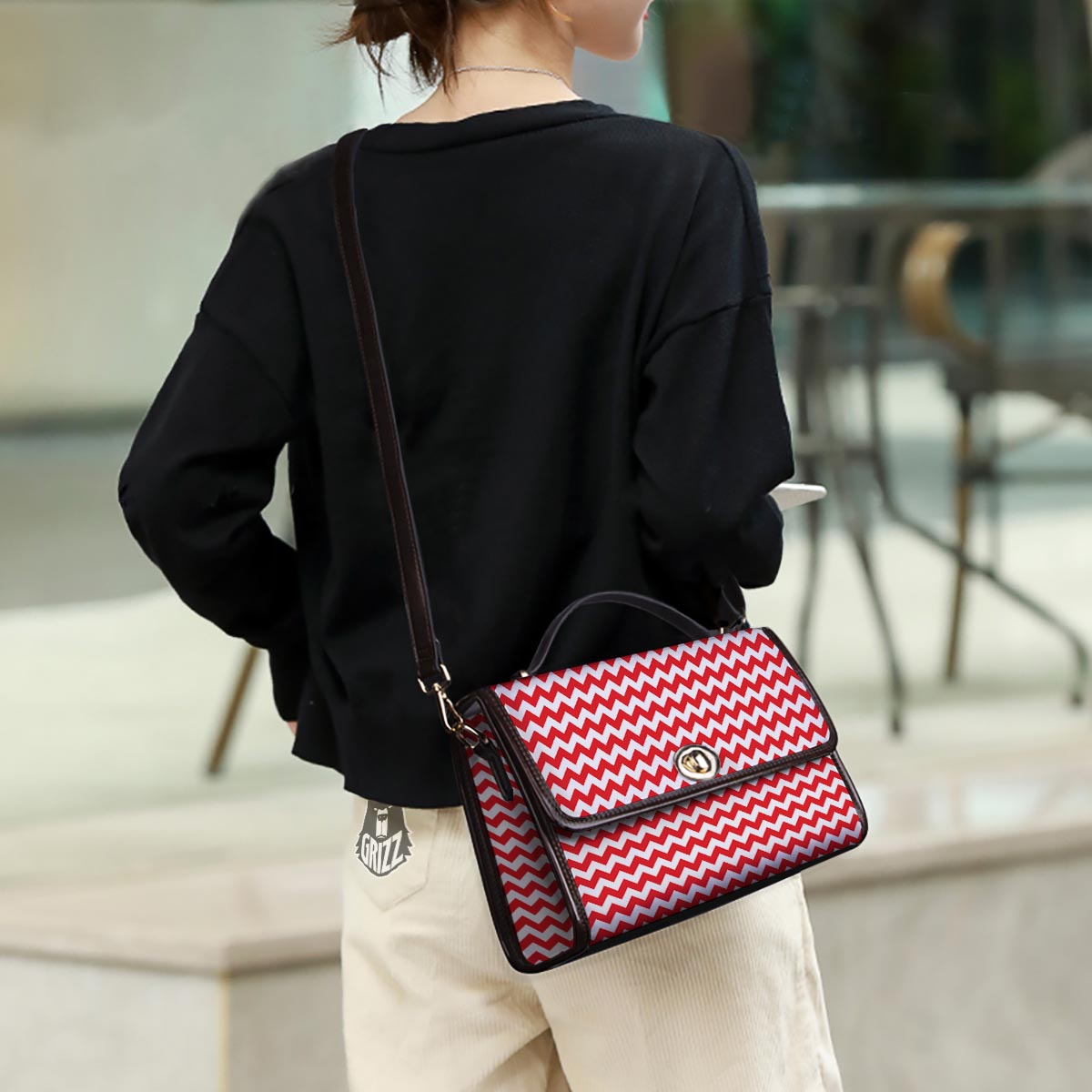 Chevron White And Red Print Pattern Women's Satchel Bag